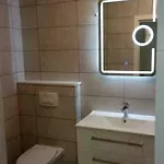 Zrinka **** Villa Svinisce