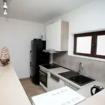 Zrinka **** Villa Svinisce